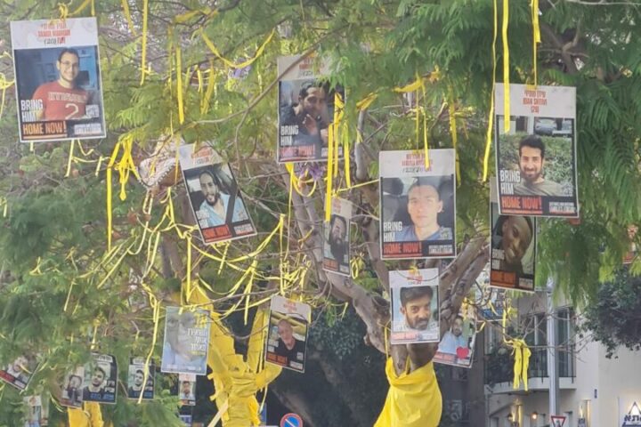 hommage aux otages sur kika habima